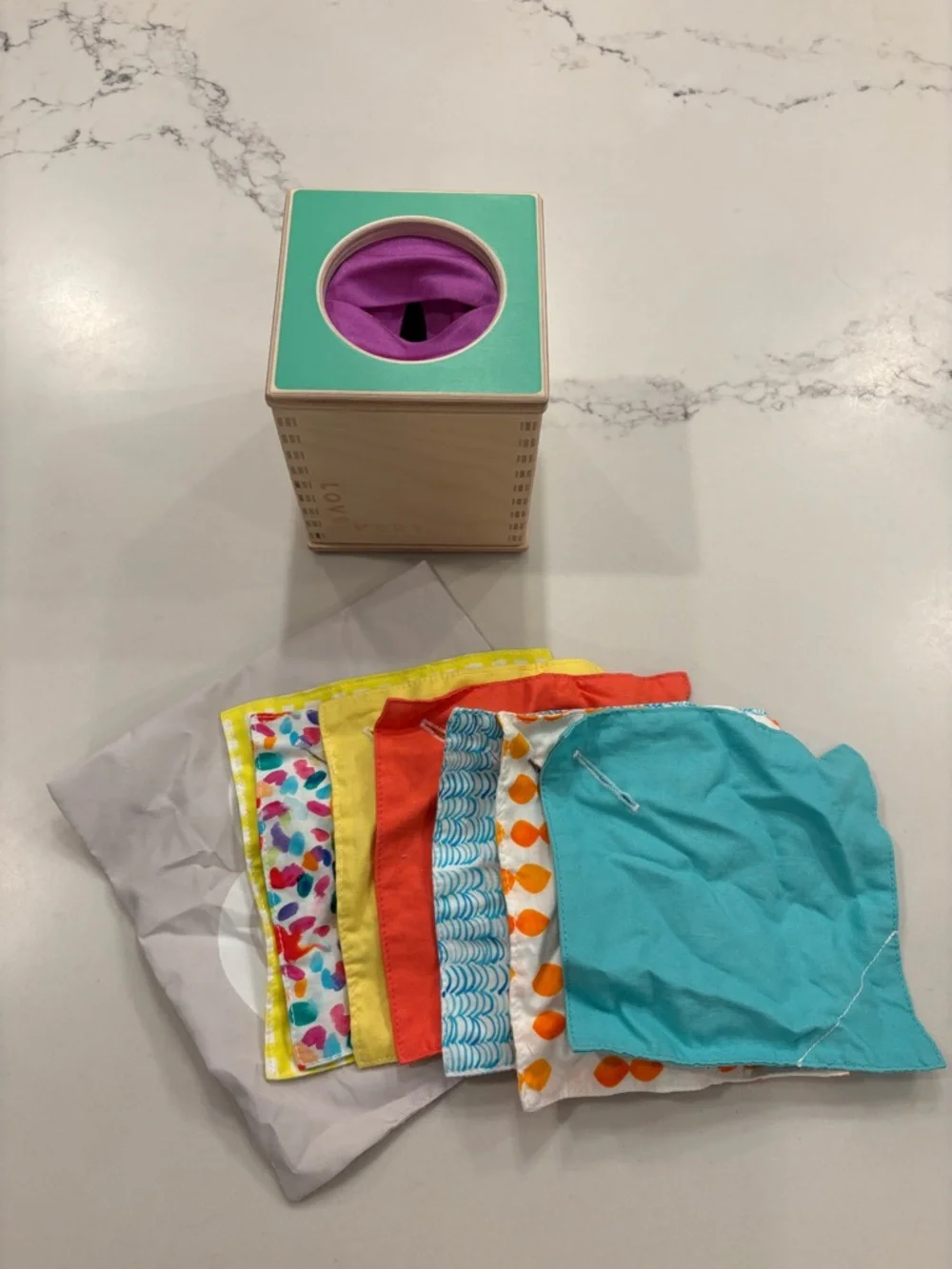 Lovevery Sensor Kit Magic Tissue Box Baby Toy Montessori Wooden